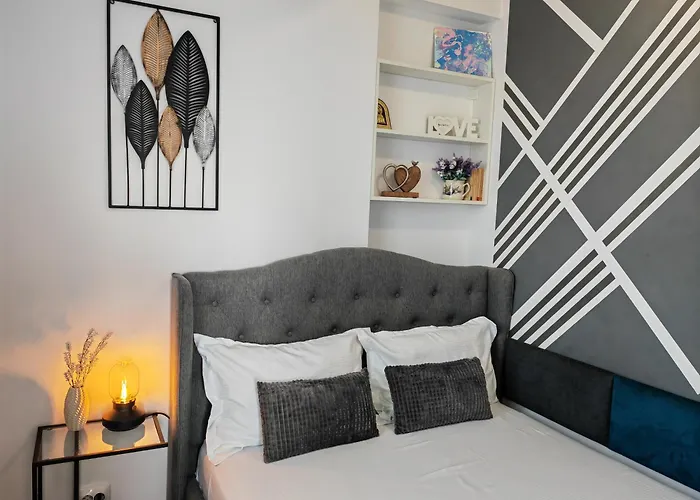 Sunset 84 Bucureşti