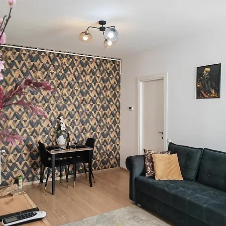 Sunset 84 Appartement Boekarest