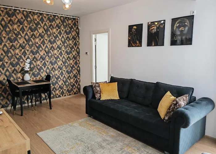 Sunset 84 ブカレスト